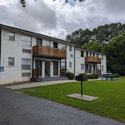 exterior view at Links at  El Cielo at West Midtown located in Atlanta, GA